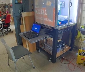 Wysuwany blat pod cnc
